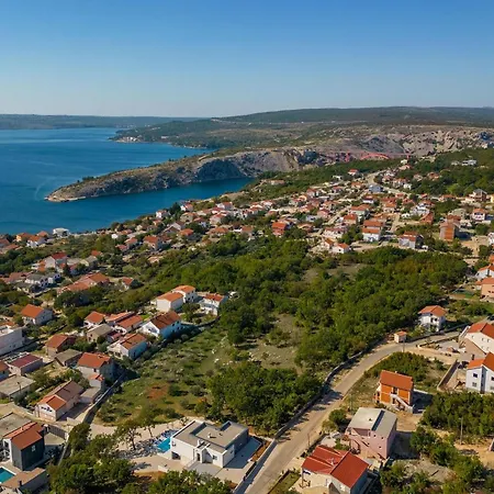 Deep * 马斯莱尼察