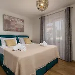 Nyaraló Deep Maslenica