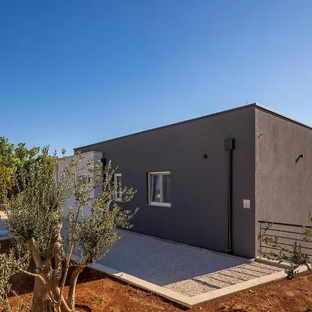 Nyaraló Deep Maslenica